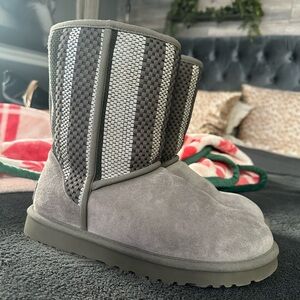 UGG Gray and Black Woven Winter Boots